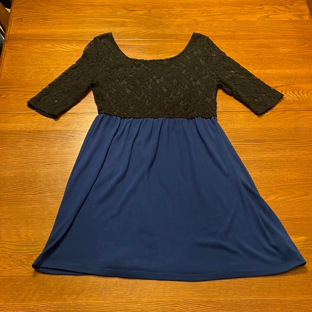 Speechless Semi-Formal Dress, Size 11